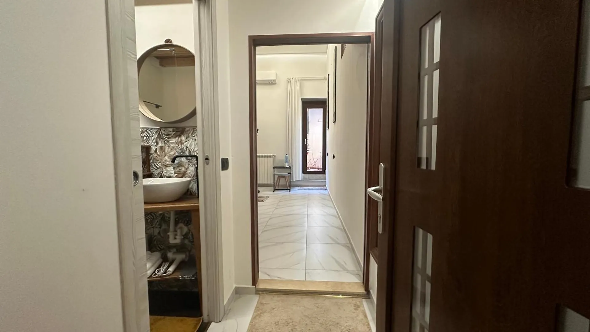 Regina Two - Floored Rustico Relax Florence Apartment